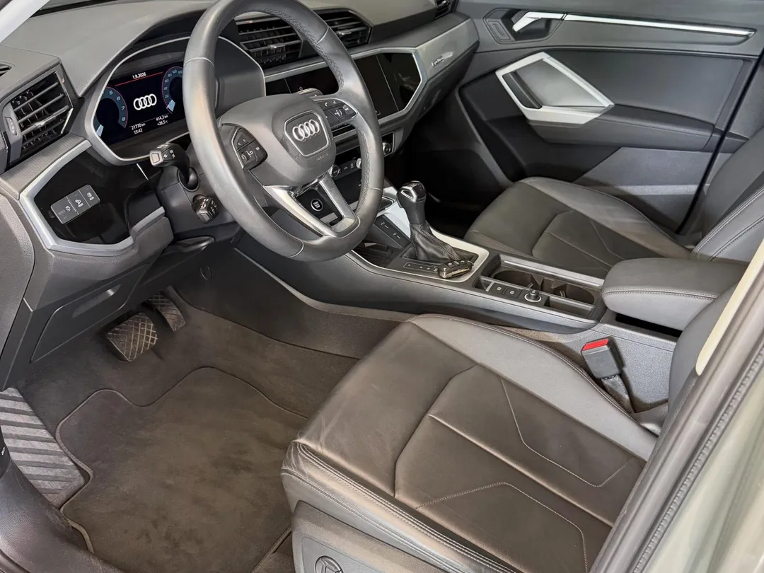 Audi Q3 2023, foto 6 de 7